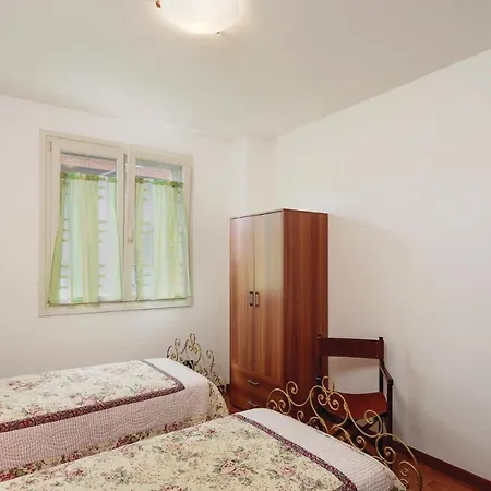 Casa Manuela بيت للعطل